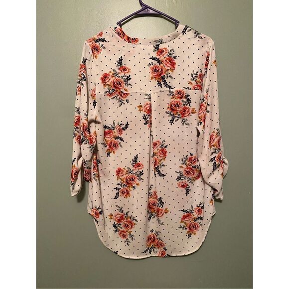 Black Rainn Floral Polka Dot 3/4 Sleeve V Neck Top Size Medium NWOT - Picture 6 of 7